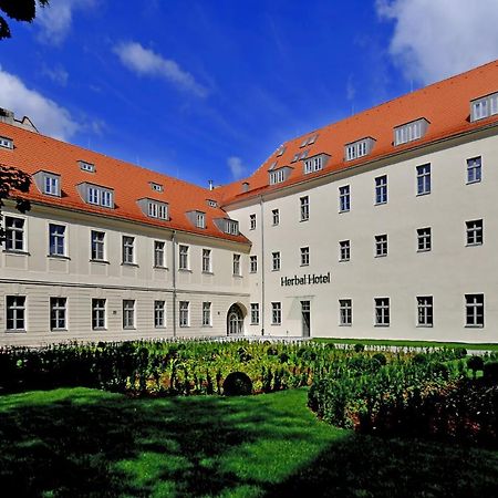 Herbal Hotel Wroclaw Exterior photo