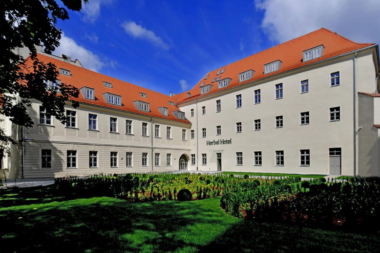 Herbal Hotel Wroclaw Exterior photo