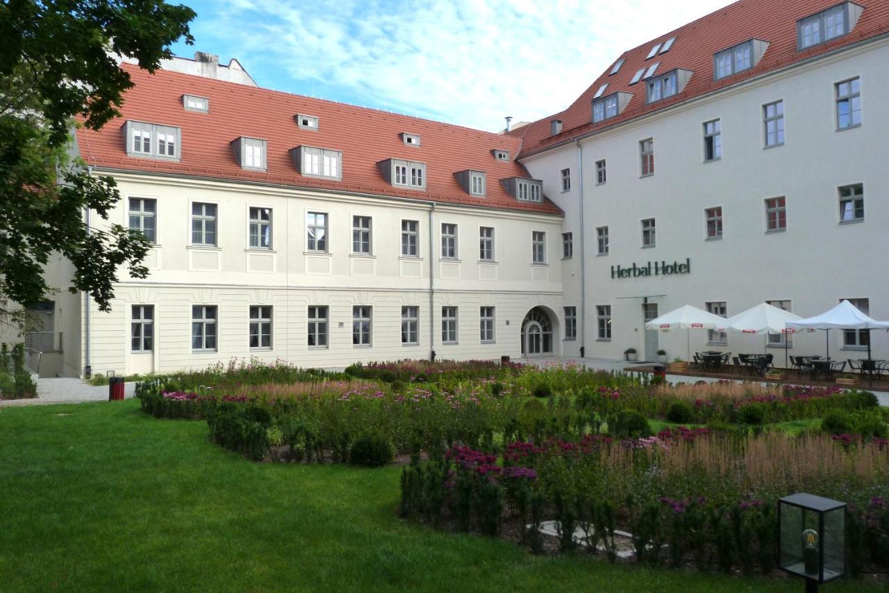 Herbal Hotel Wroclaw Exterior photo