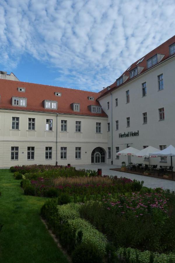 Herbal Hotel Wroclaw Exterior photo